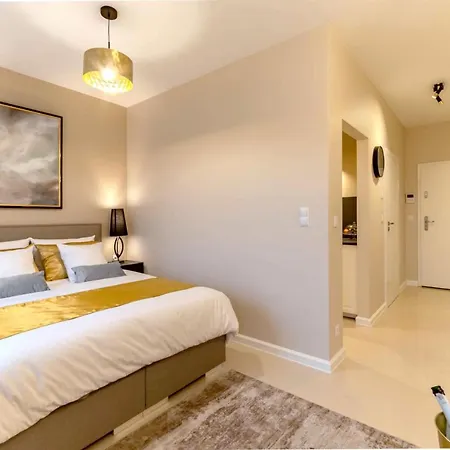 Champagne Apartment Gdansk